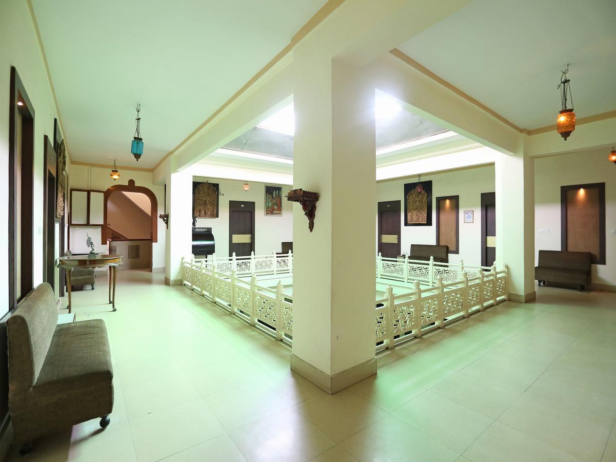 Oyo 7880 Hotel Navrang Kota  Eksteriør bilde